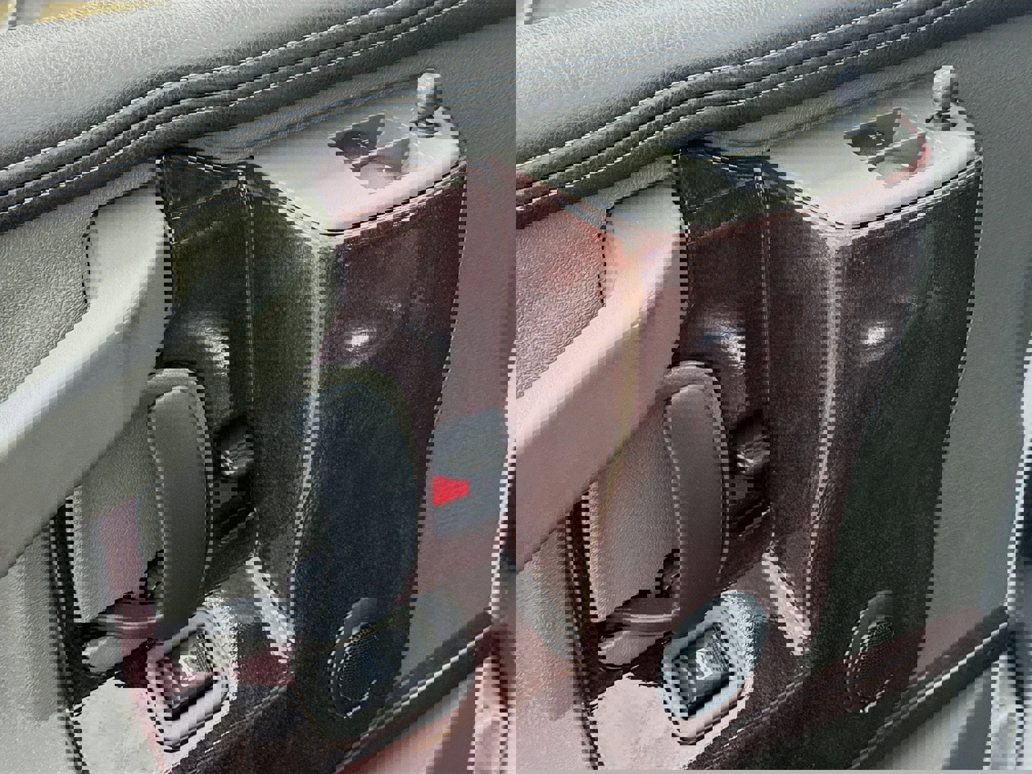 Used 2016 Chevrolet Express 2500 image 22