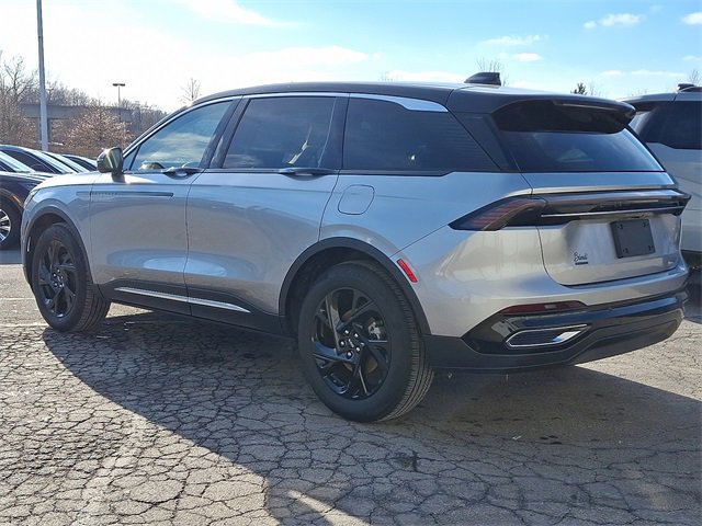 New 2025 Lincoln Nautilus Premier AWD/4WD image 3