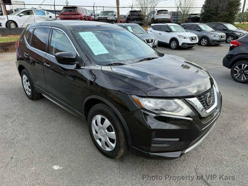 Used 2020 Nissan Rogue S FWD image 3
