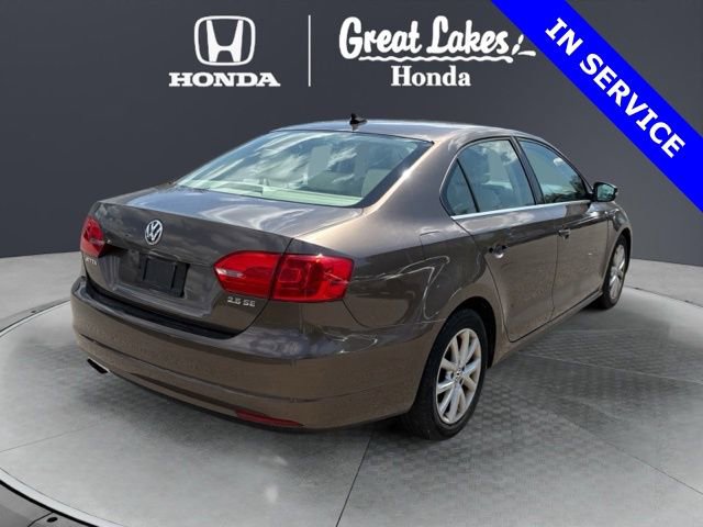 Used 2013 Volkswagen Jetta SE FWD image 4
