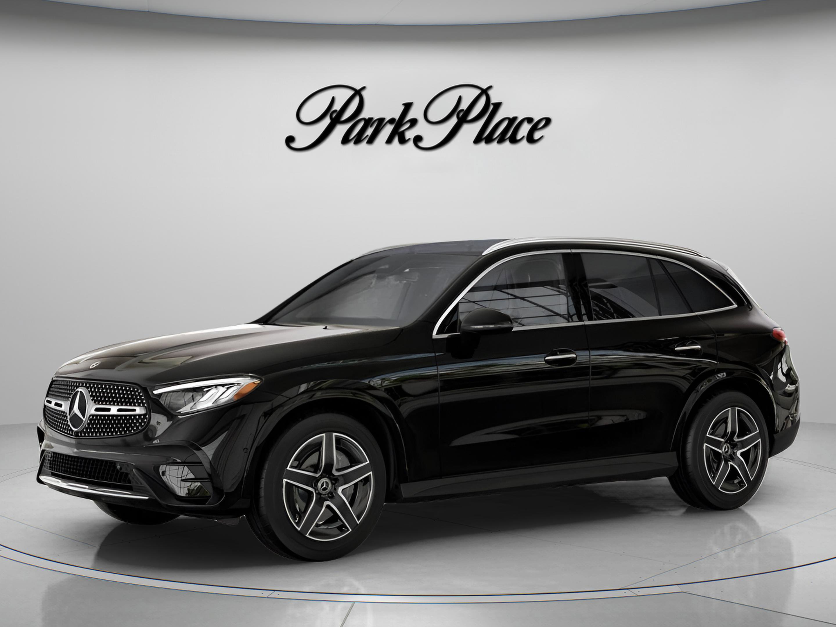 Certified 2025 Mercedes-Benz GLC 300 image 2