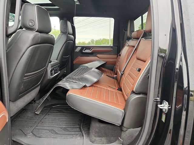 Certified 2025 GMC Sierra 2500 Denali Ultimate AWD/4WD image 10