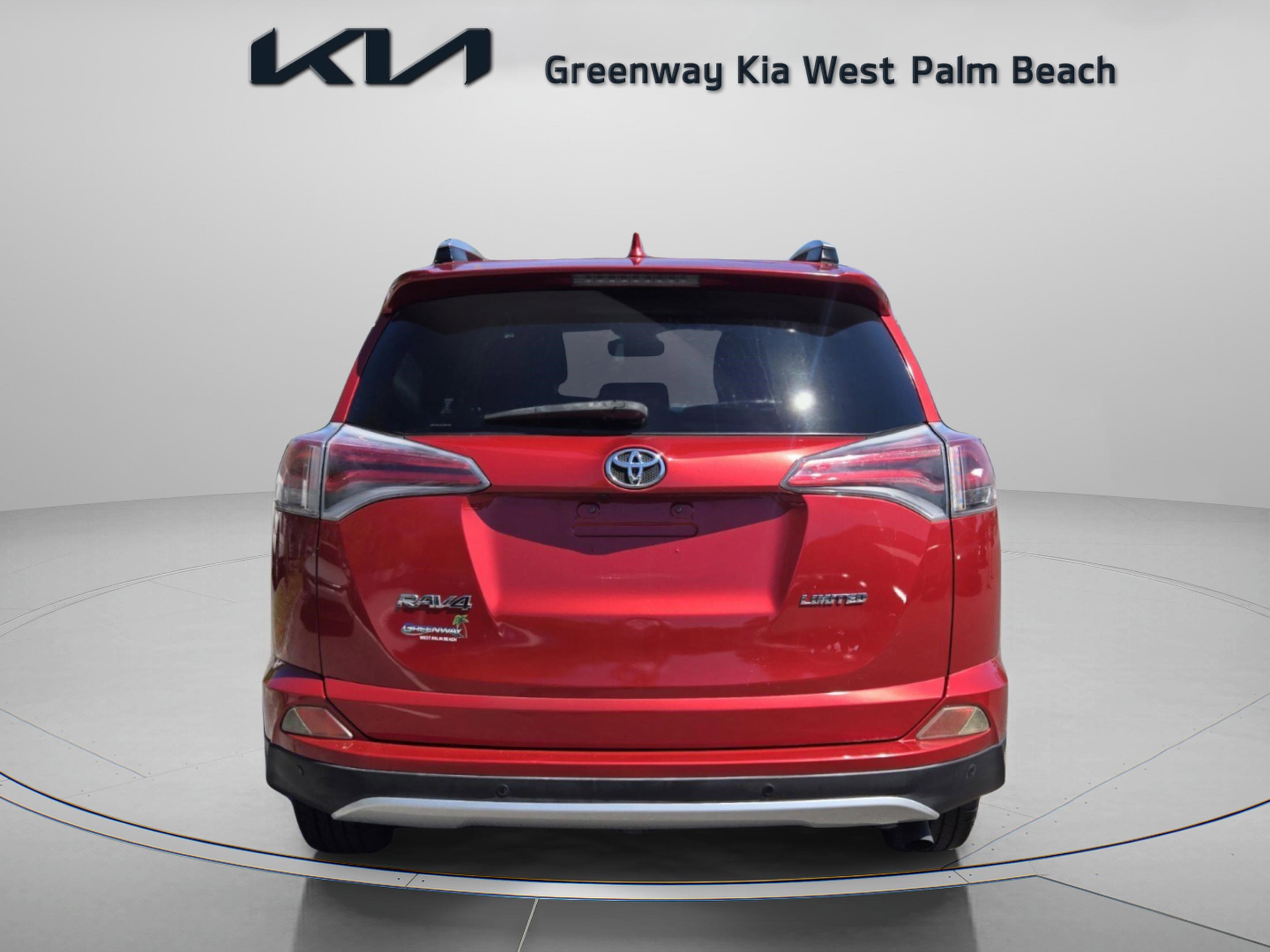 Used 2016 Toyota RAV4 Limited image 6