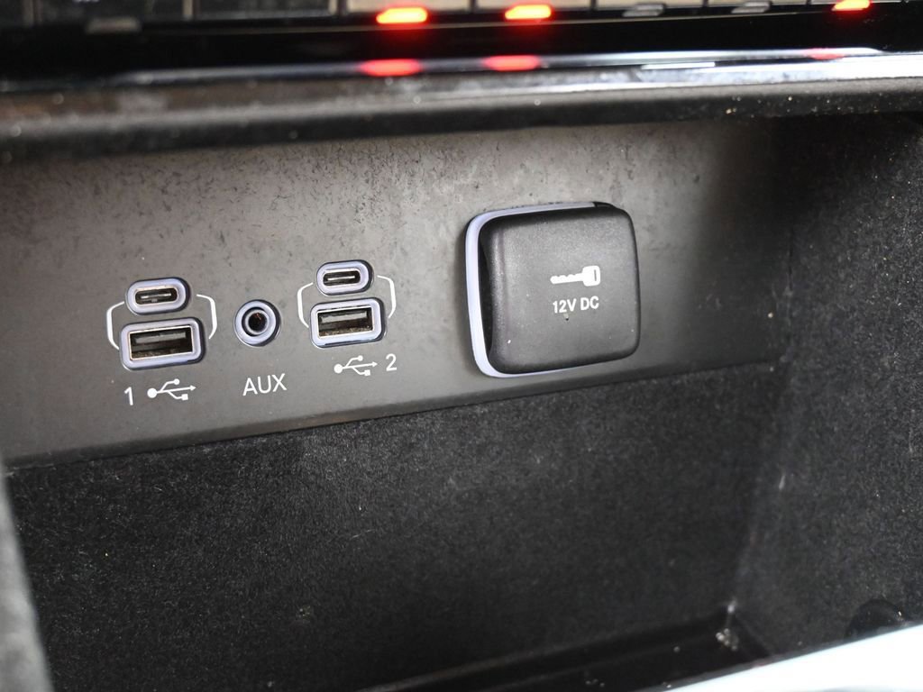 Used 2021 Jeep Grand Cherokee L Limited image 29