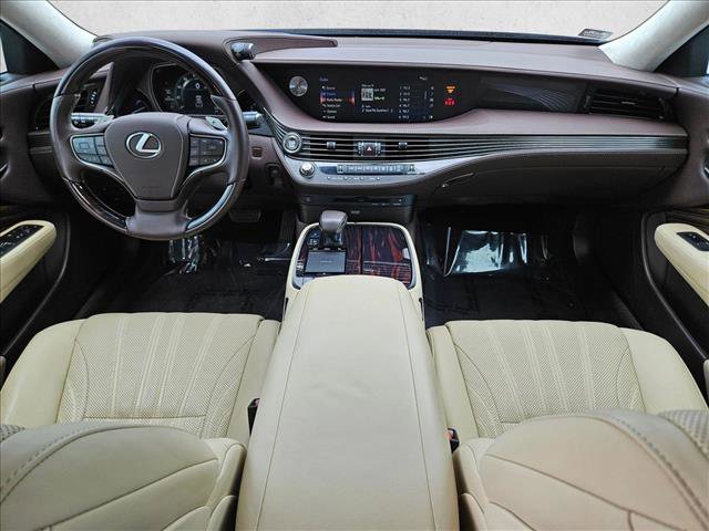 Used 2018 Lexus LS 500 w/ Luxury Package RWD image 19