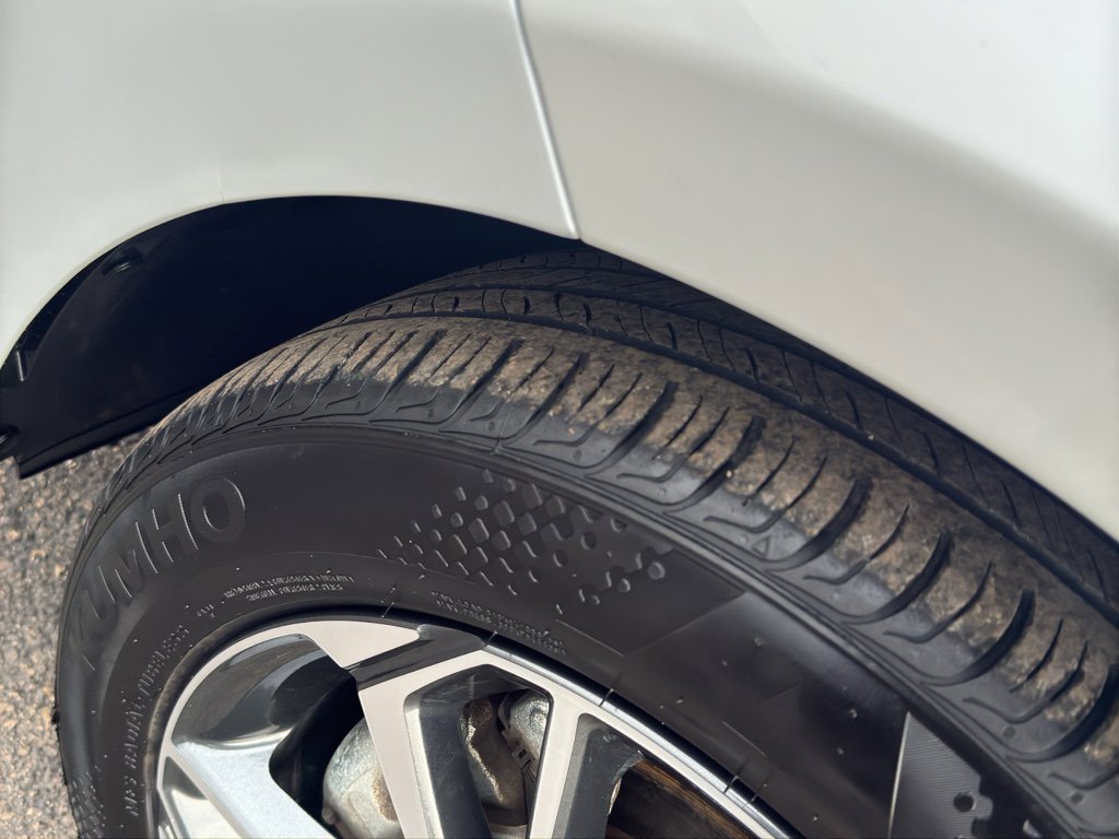 Used 2024 Kia Forte LXS image 9