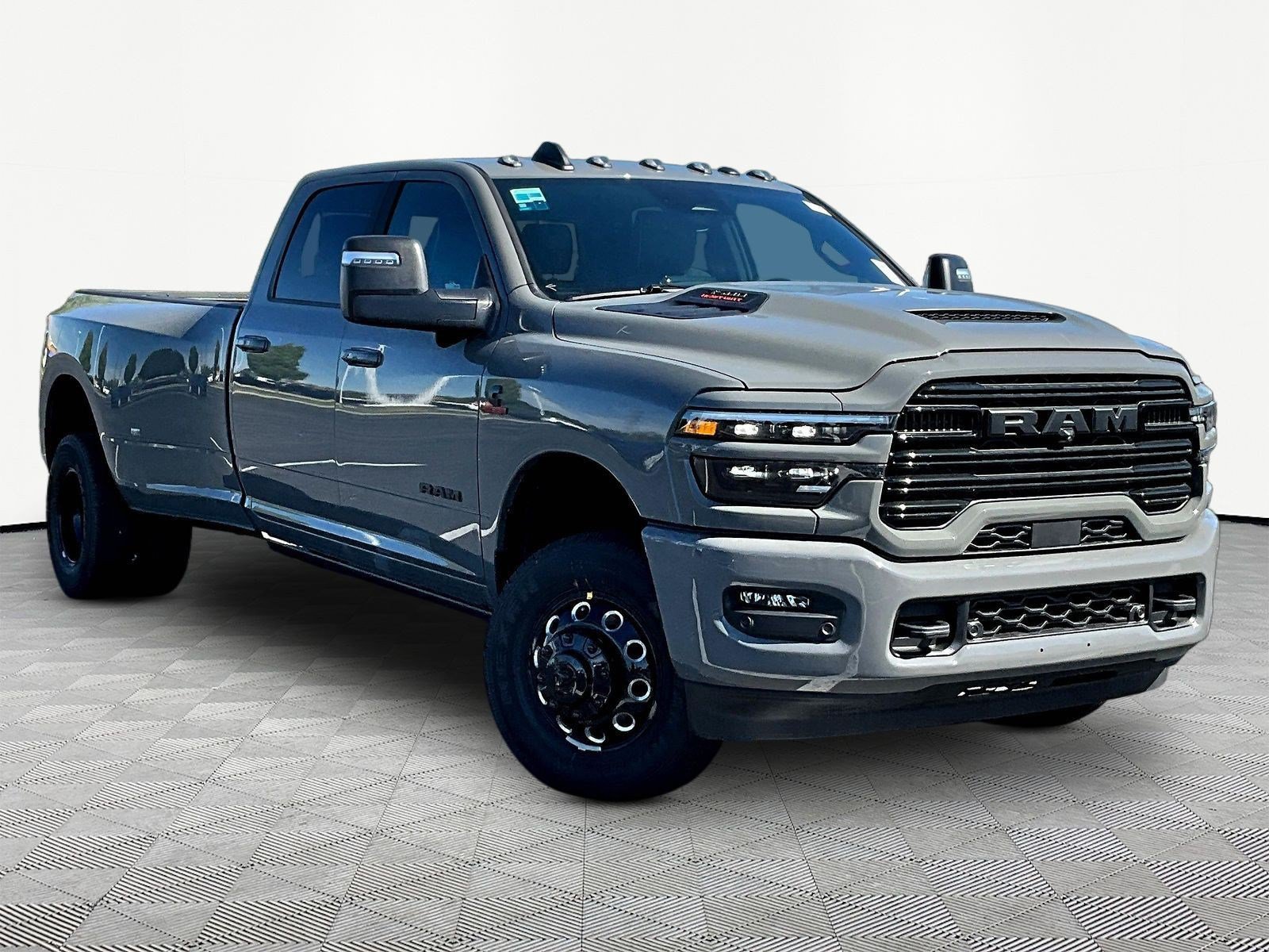 New 2027 RAM 3500 Laramie AWD/4WD image 2