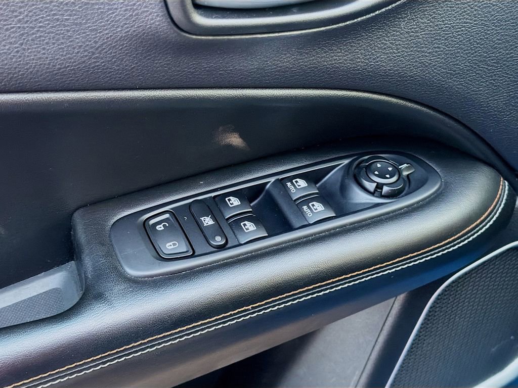 Used 2019 Jeep Compass Sport image 26