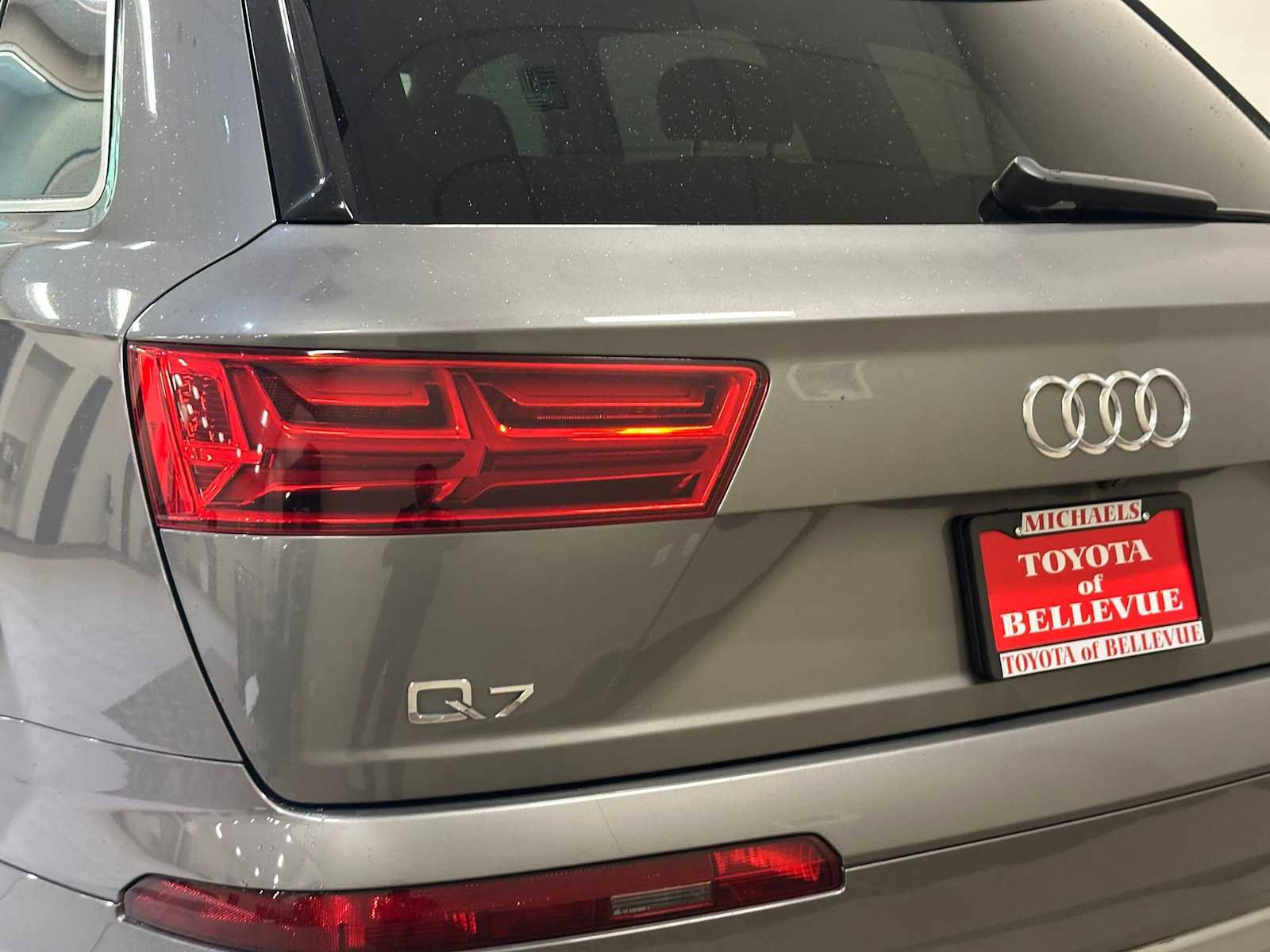 Used 2018 Audi Q7 3.0T Premium Plus w/ Premium Plus Package AWD/4WD image 7