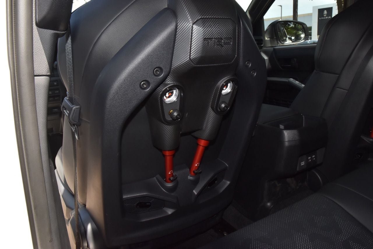 Used 2025 Toyota Tacoma TRD Pro AWD/4WD image 15