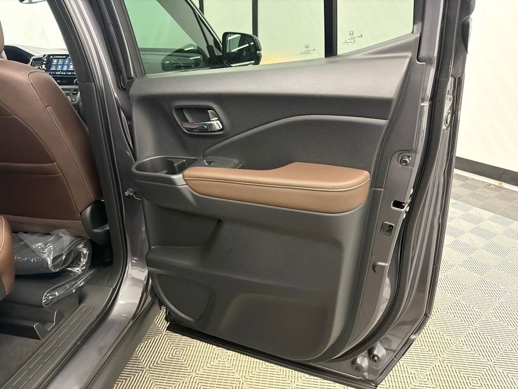New 2026 Honda Ridgeline RTL image 18