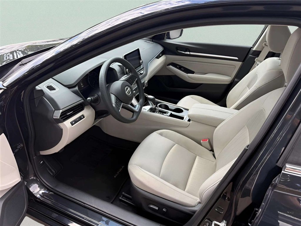 Used 2021 Nissan Altima 2.5 SV FWD image 8