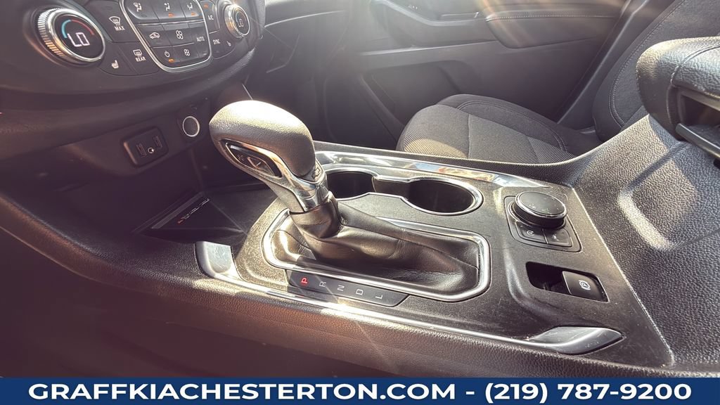 Used 2023 Chevrolet Traverse LT FWD image 30