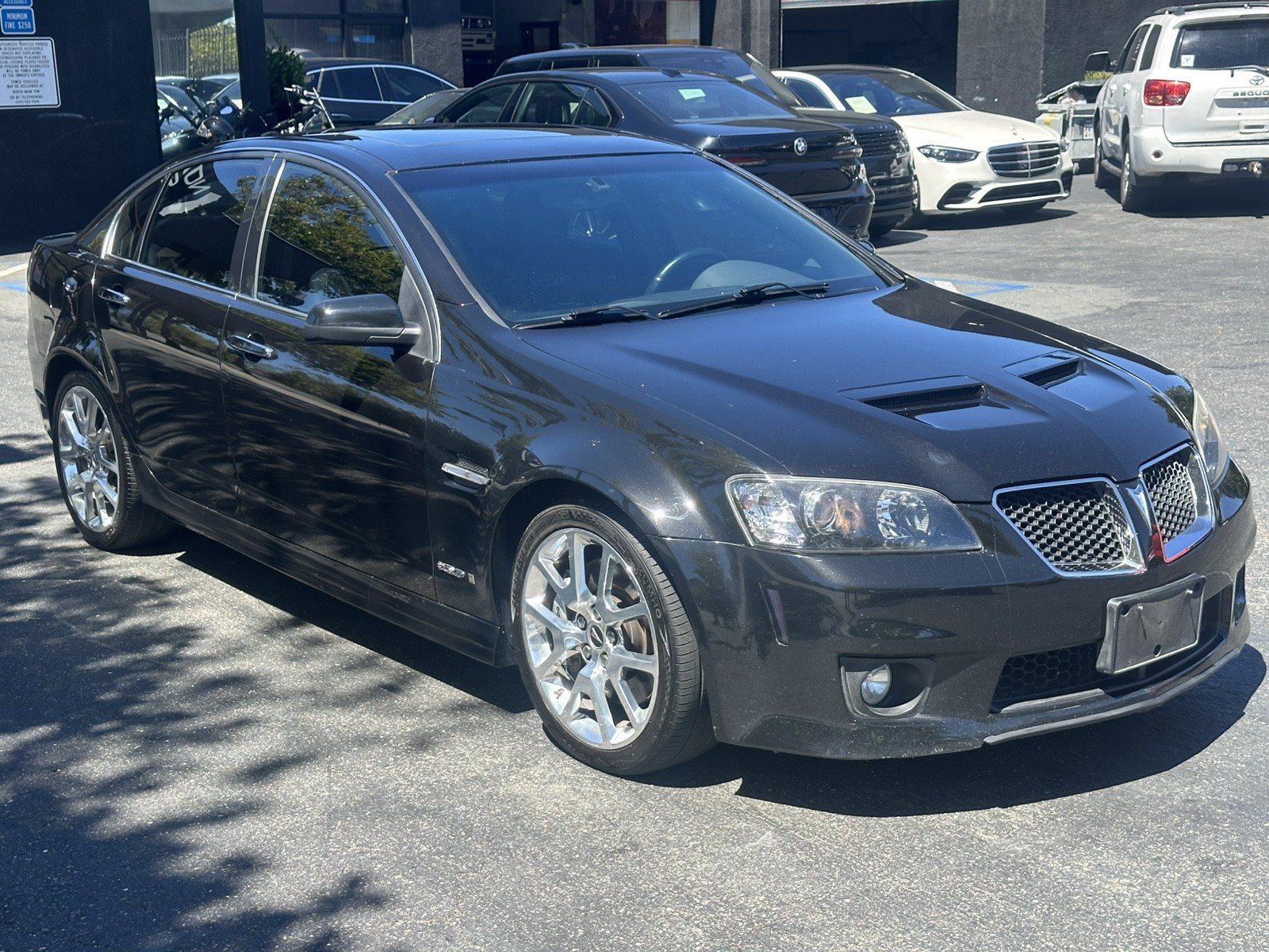 Used 2009 Pontiac G8 GXP RWD image 7