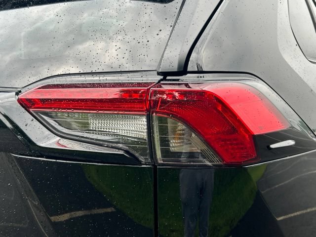 Certified 2025 Toyota RAV4 XLE AWD/4WD image 8
