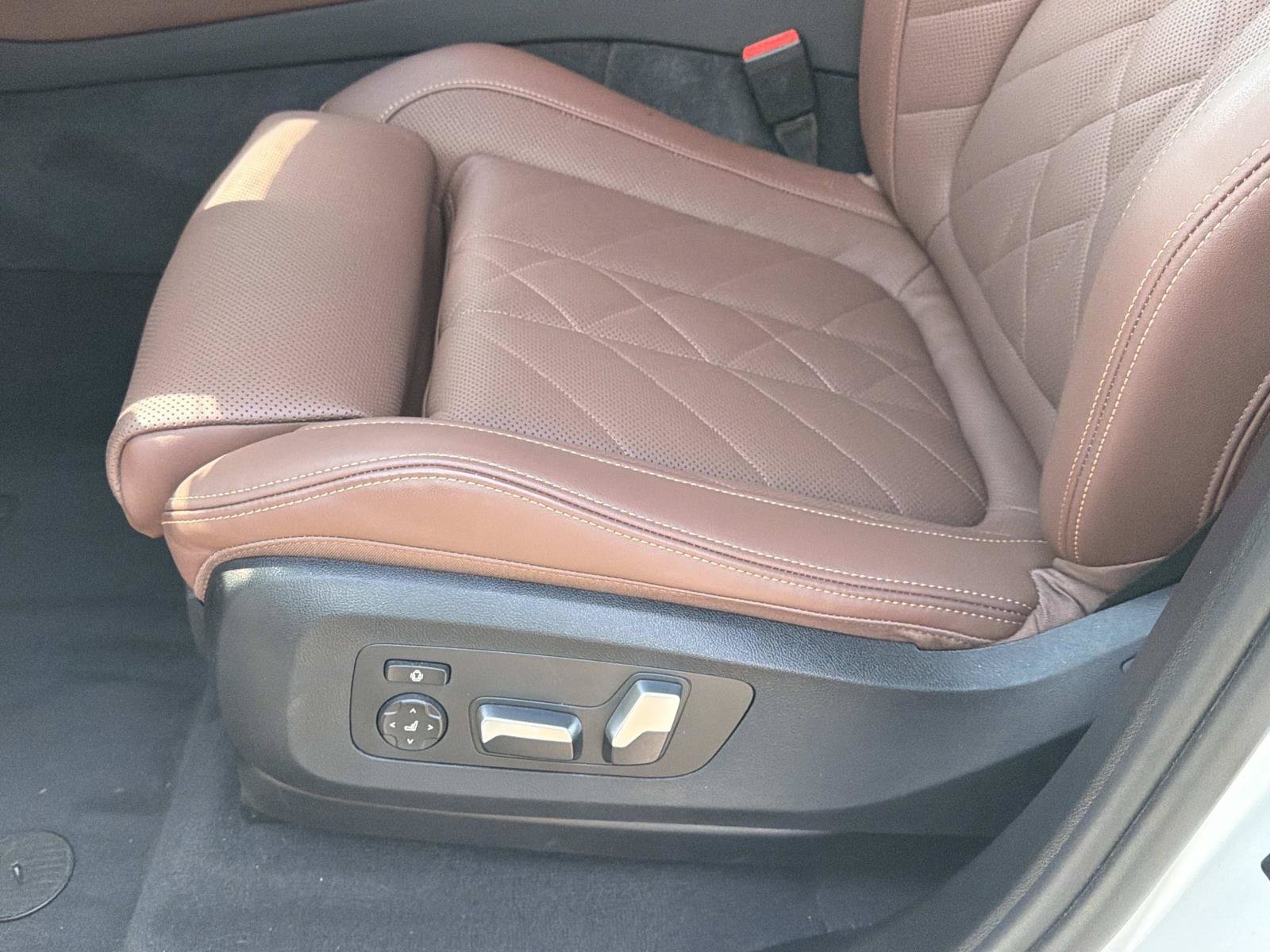 Certified 2026 BMW X5 xDrive40i w/ M Sport Package AWD/4WD image 18