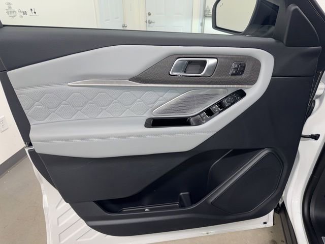 New 2026 Ford Explorer Platinum w/ LUX Leather Package image 10