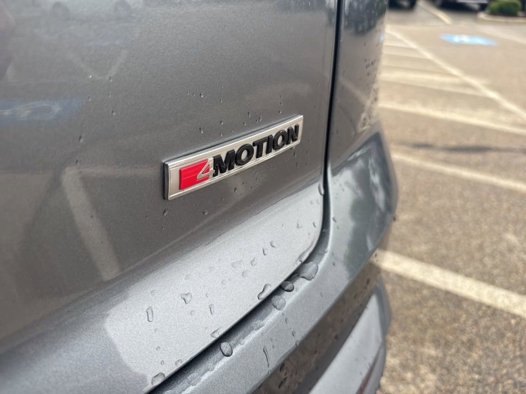 Used 2022 Volkswagen Atlas Cross Sport SE w/ Panoramic Sunroof Package image 33