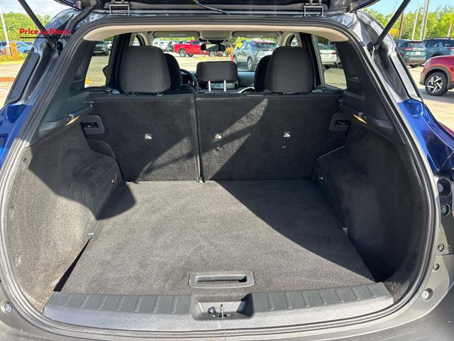 Used 2025 Nissan Kicks SV image 16