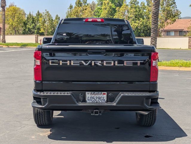 Used 2025 Chevrolet Silverado 1500 W/T w/ Trailering Package AWD/4WD image 6
