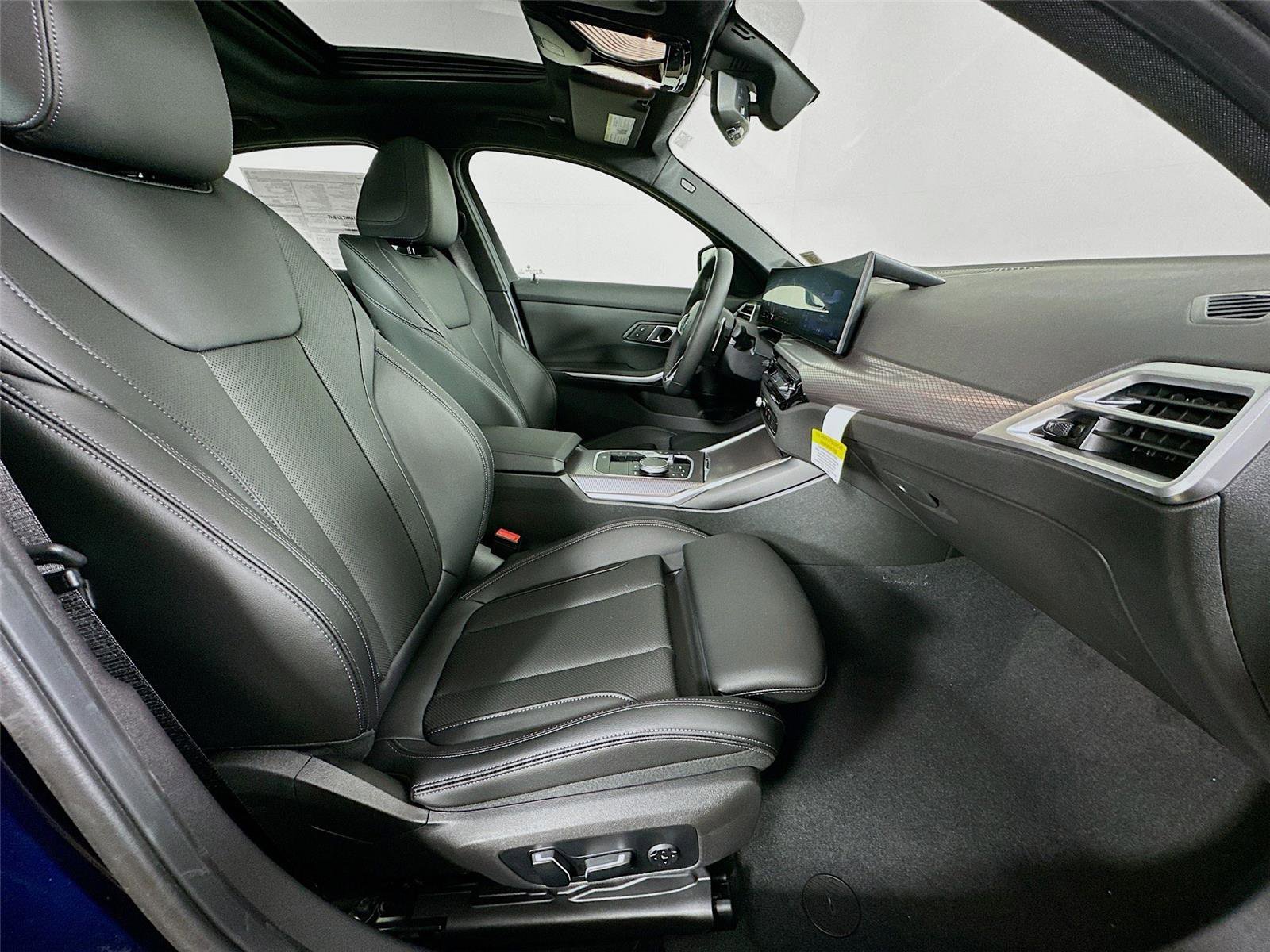 New 2026 BMW 330i xDrive Sedan w/ M Sport Package image 29