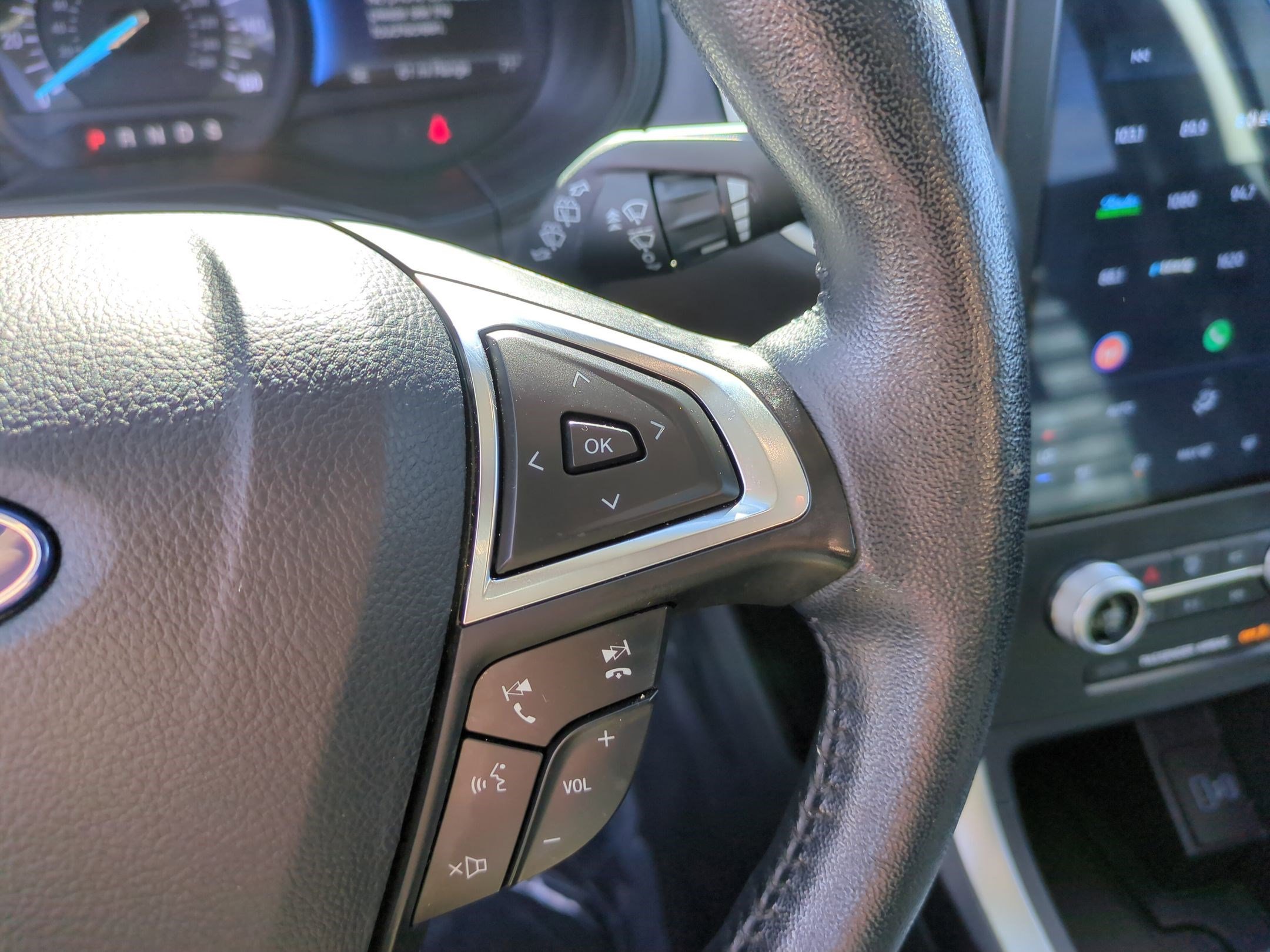 Used 2024 Ford Edge SEL w/ Convenience Package image 19