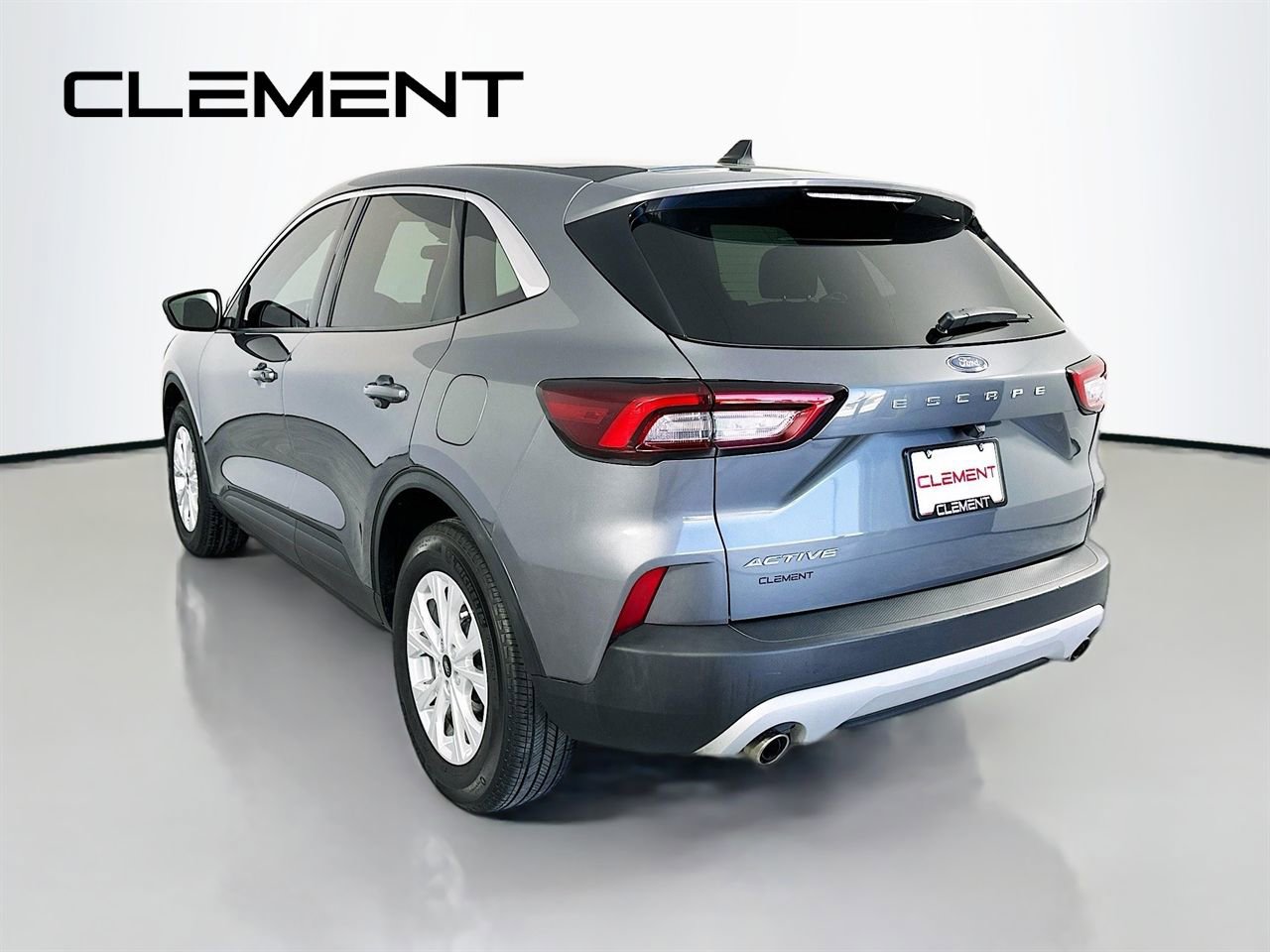Used 2024 Ford Escape Active w/ Cold Weather Package FWD image 10