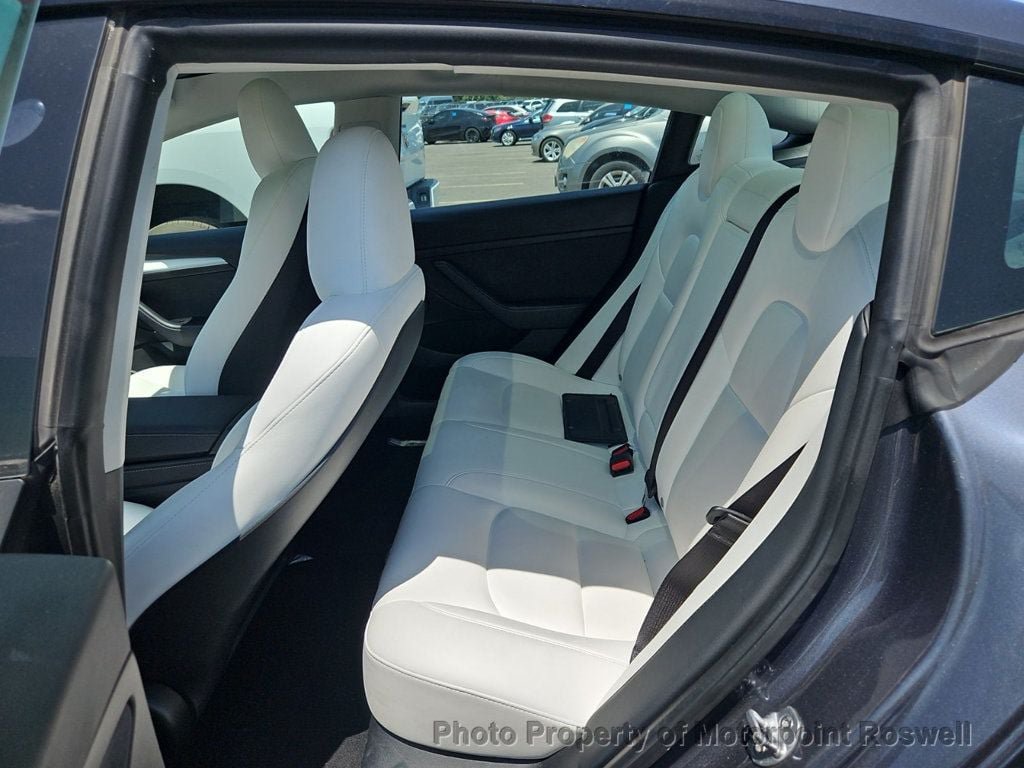Used 2022 Tesla Model 3 Performance AWD/4WD image 2