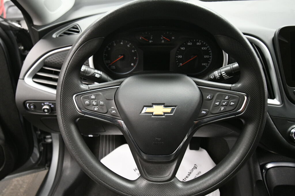 Used 2024 Chevrolet Malibu LT FWD image 12