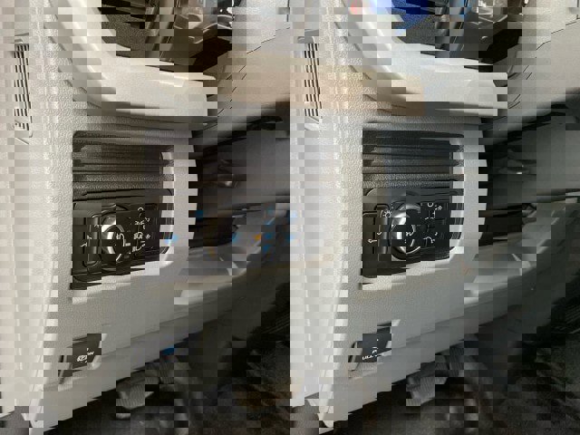 New 2026 Ford F250 XL w/ FX4 Off-Road Package image 17