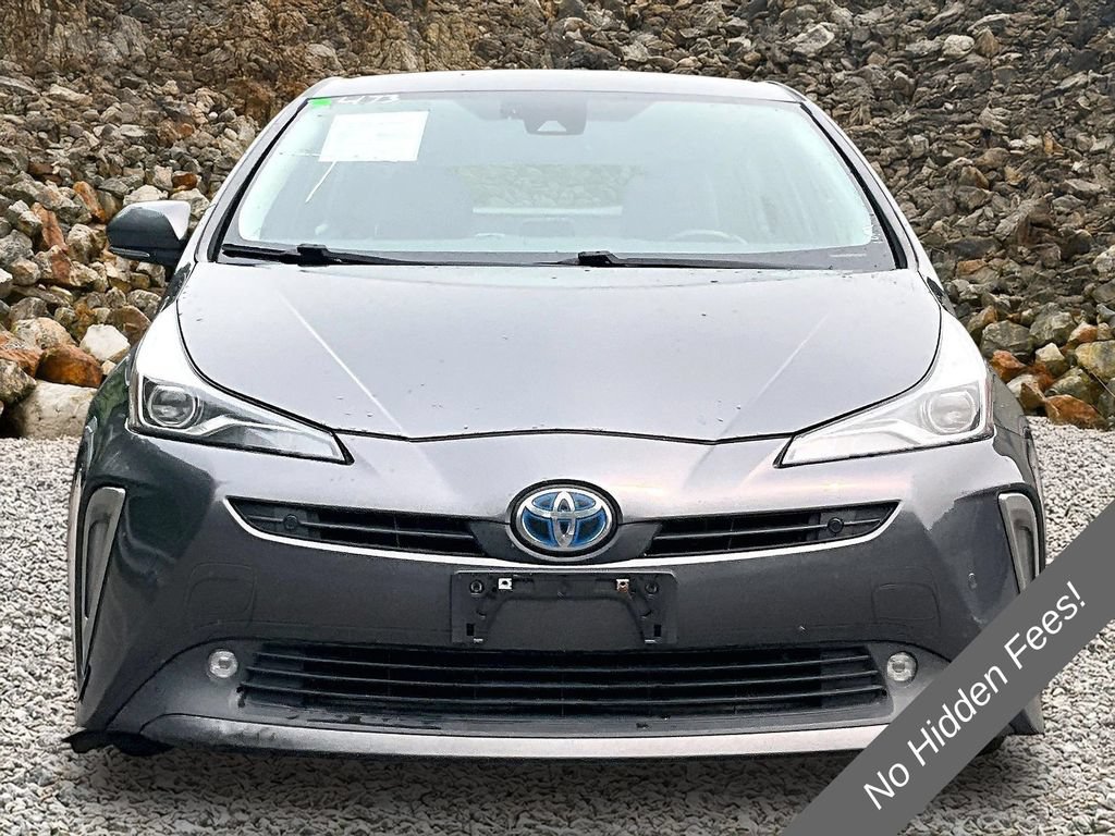 Used 2022 Toyota Prius XLE FWD image 3