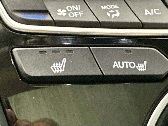 Used 2024 Acura RDX SH-AWD image 17