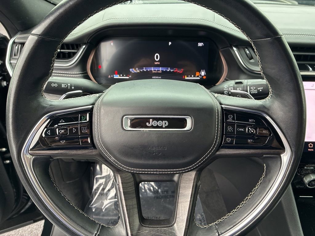 Used 2022 Jeep Grand Cherokee Overland w/ MOPAR Finishing Package AWD/4WD image 10
