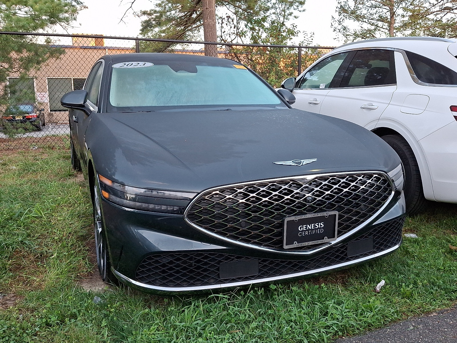 Certified 2023 Genesis G90 3.5T AWD/4WD image 2