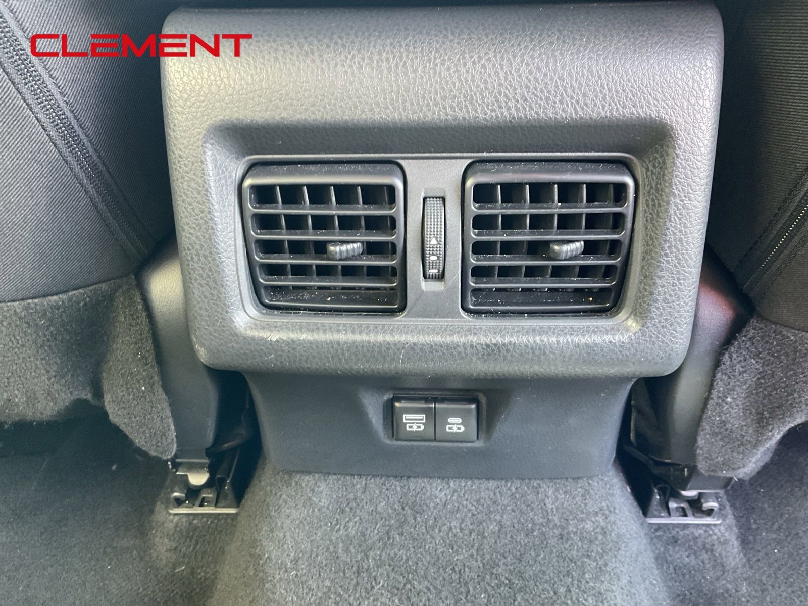 Used 2025 Toyota Camry LE FWD image 32