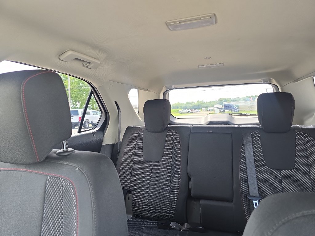 Used 2015 Chevrolet Equinox LT w/ Driver Convenience Package AWD/4WD image 27
