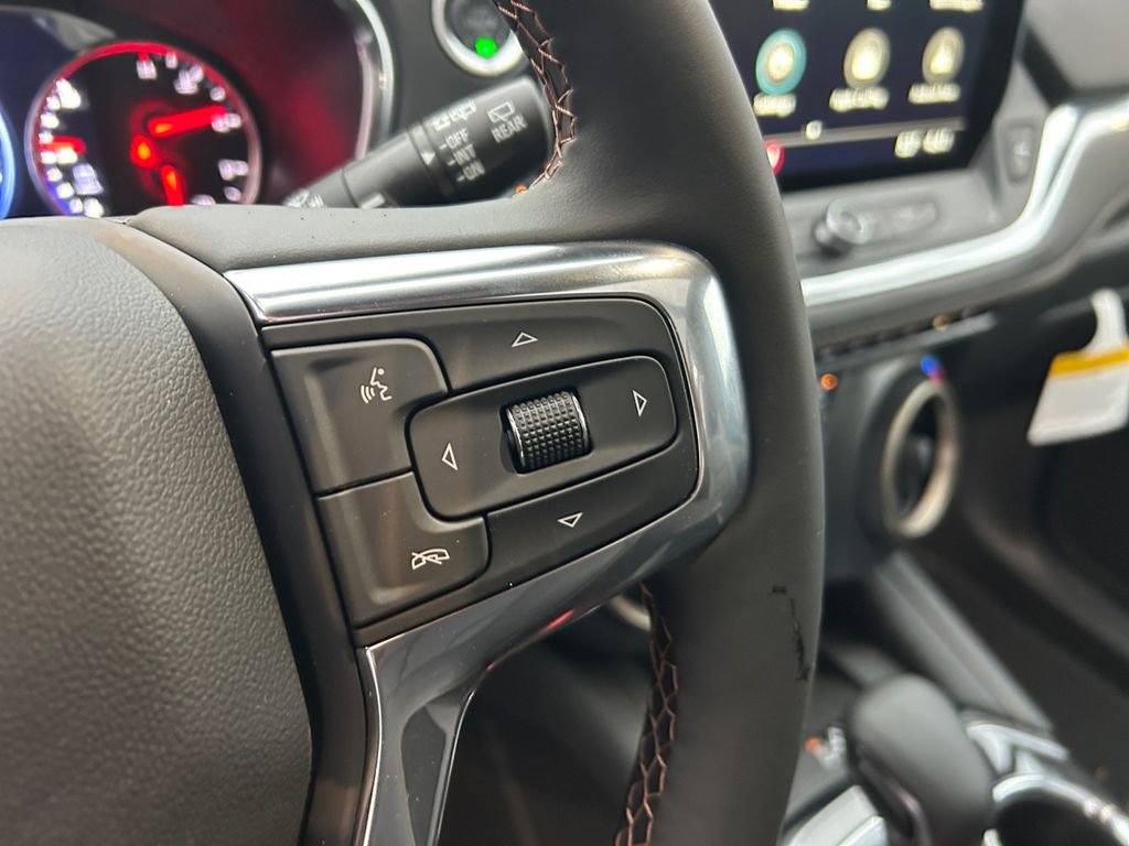 New 2025 Chevrolet Blazer Premier w/ Driver Confidence II Package AWD/4WD image 18