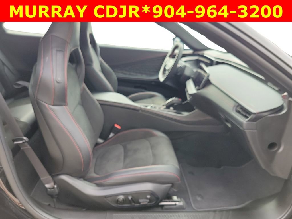 Used 2025 Dodge Charger R/T Scat Pack w/ Track Pack image 11