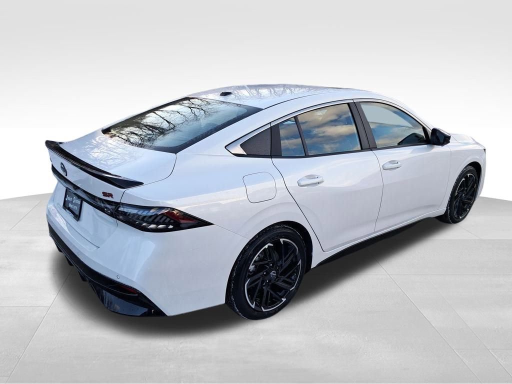 New 2026 Nissan Sentra SR w/ SR Premium Package FWD image 5