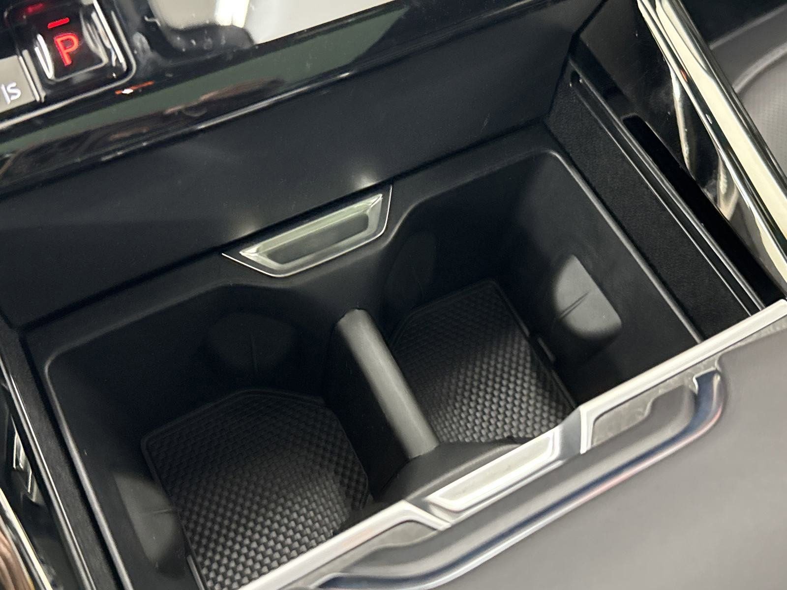 New 2025 Land Rover Range Rover Sport Dynamic SE image 27