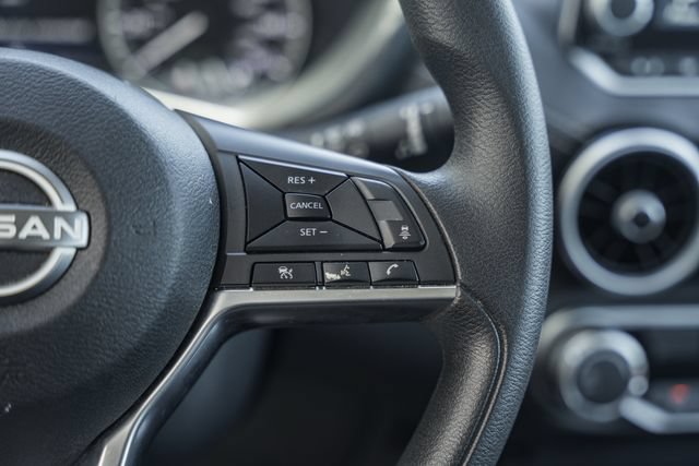 Used 2024 Nissan Sentra SV FWD image 32