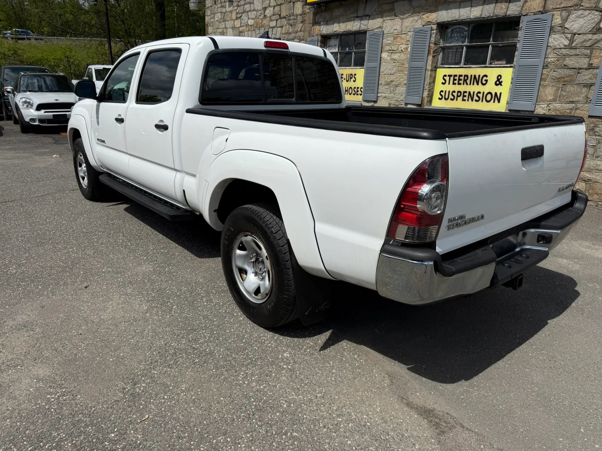 Used 2015 Toyota Tacoma 4x4 Double Cab w/ SR5 Package image 4