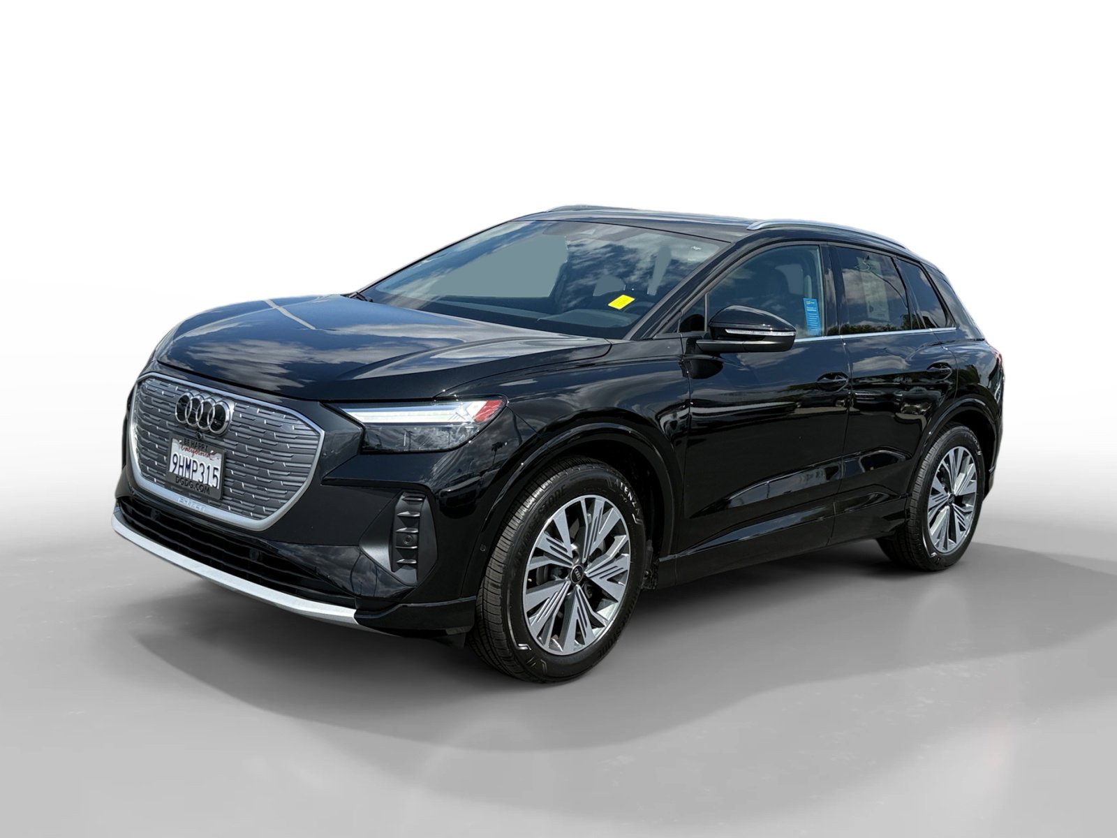 Used 2023 Audi Q4 e-tron Premium Plus w/ Premium Plus RWD image 1