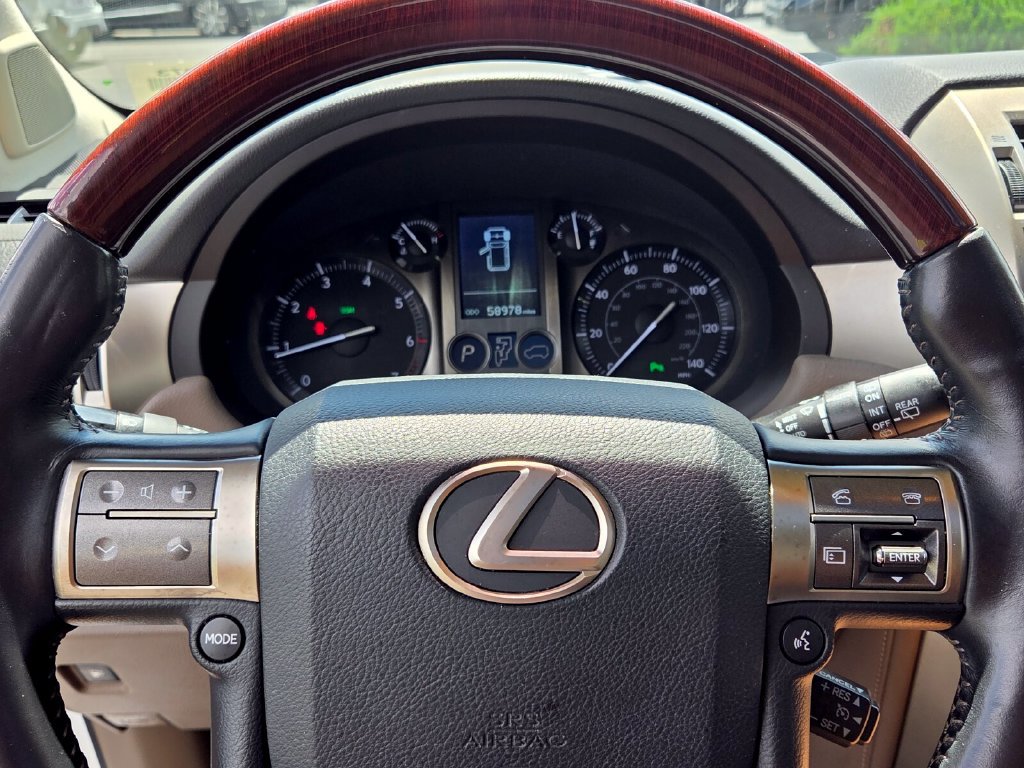 Used 2019 Lexus GX 460 Premium AWD/4WD image 26