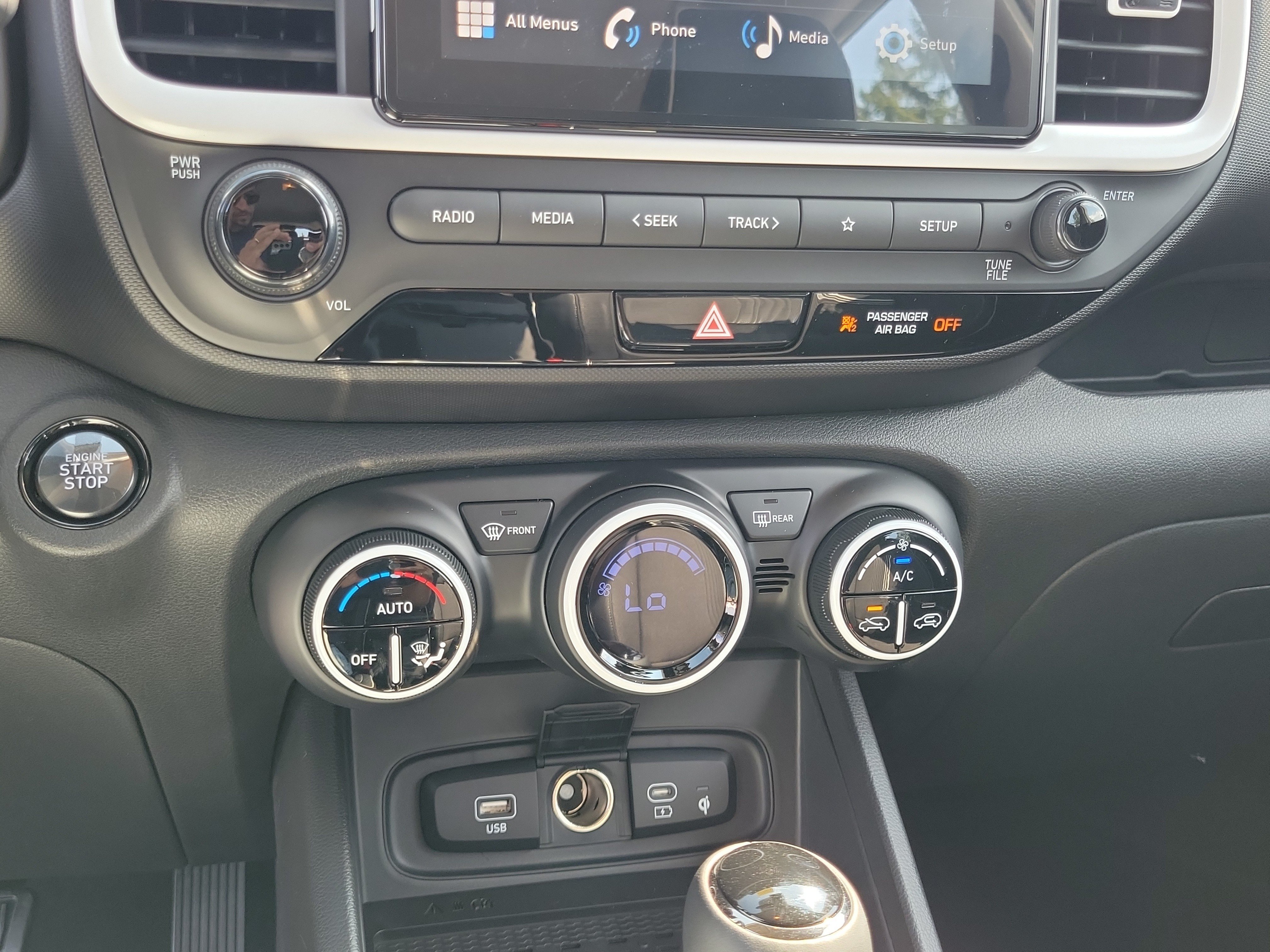 New 2026 Hyundai Venue SEL FWD image 27