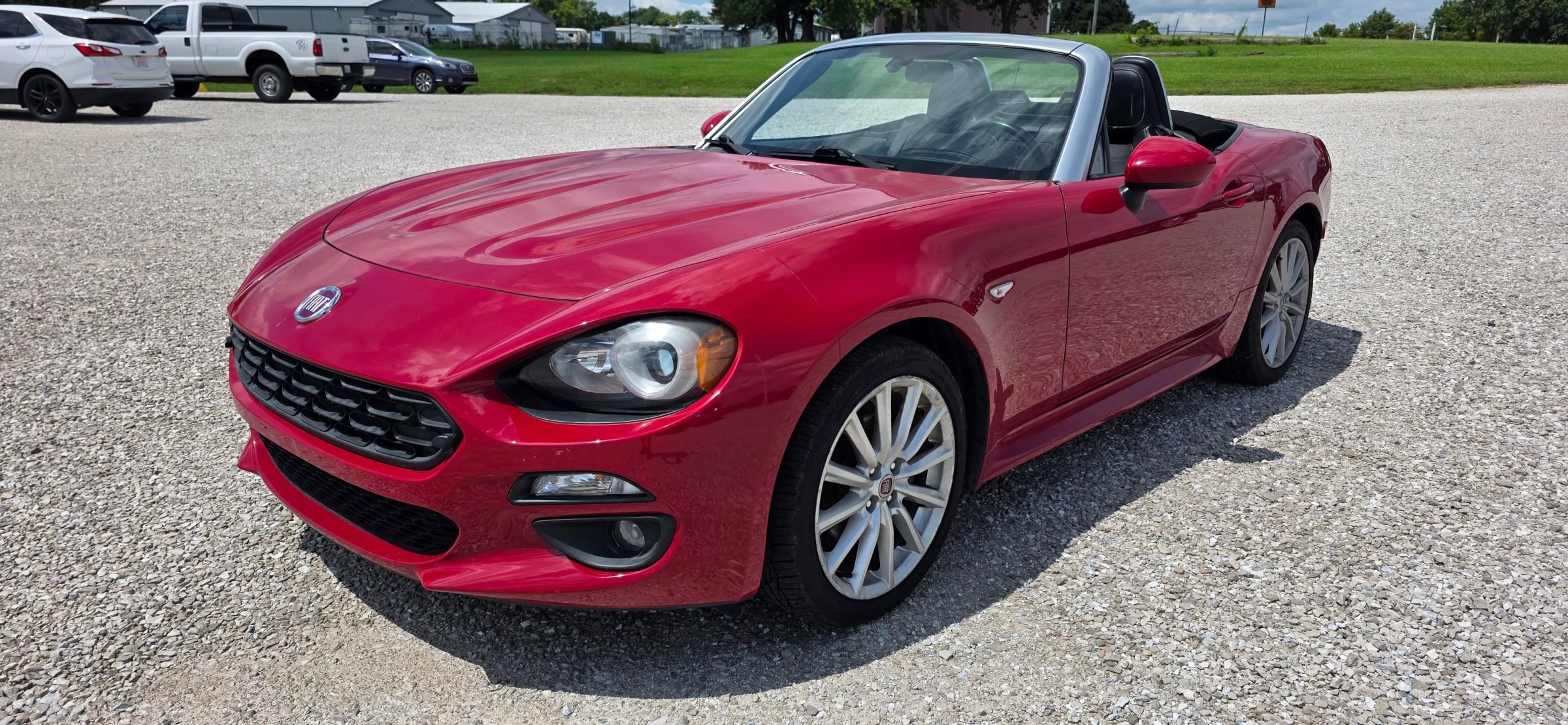 Used 2017 FIAT 124 Spider Lusso RWD image 7