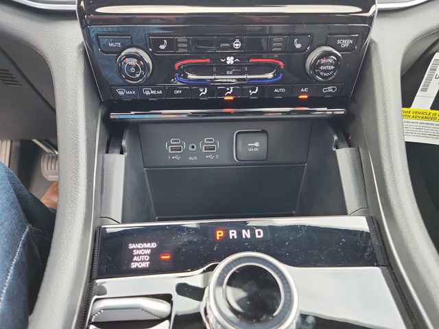 New 2025 Jeep Grand Cherokee Limited image 27