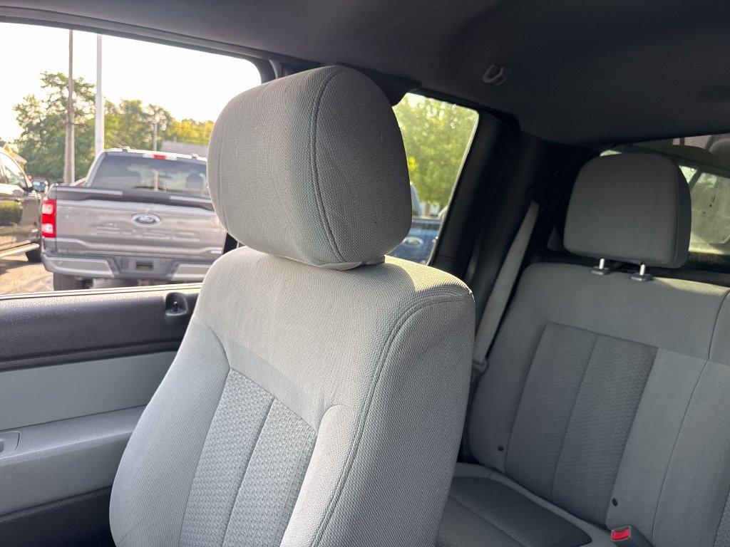 Used 2014 Ford F150 XLT w/ XLT Chrome Package RWD image 41