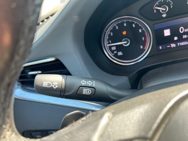 Used 2020 Buick Enclave Premium w/ Sun and Sites Package image 28