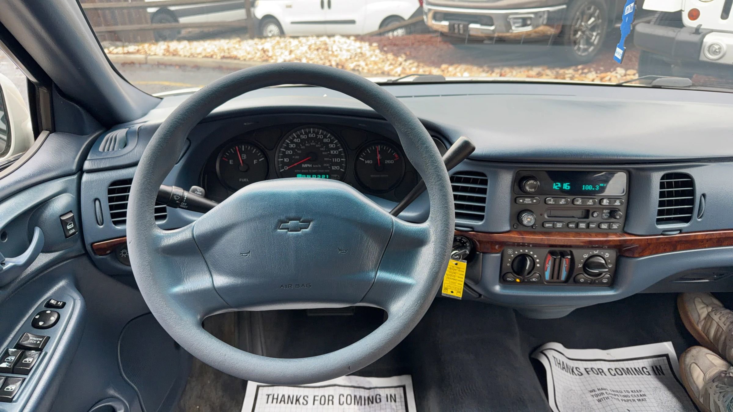 Used 2004 Chevrolet Impala Sedan image 25